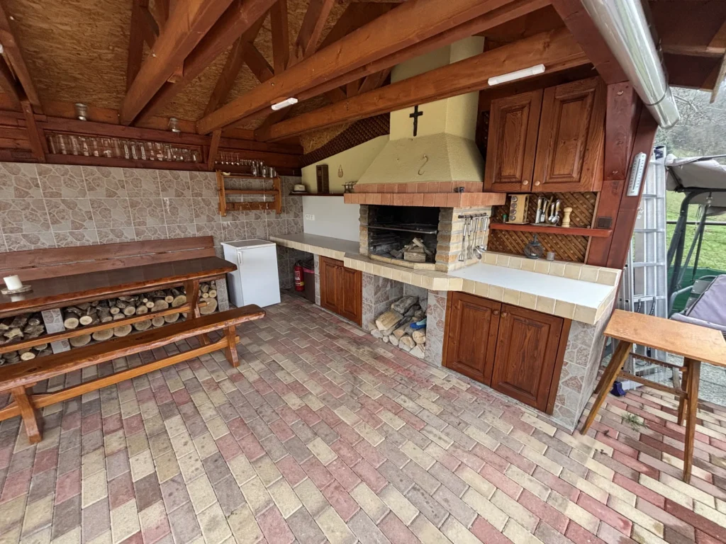 vila darinka cavoj altanok4